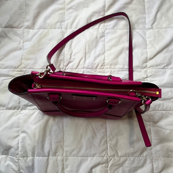 Beautiful Hot Pink Kate Spade Bag - Picture 3 of 13